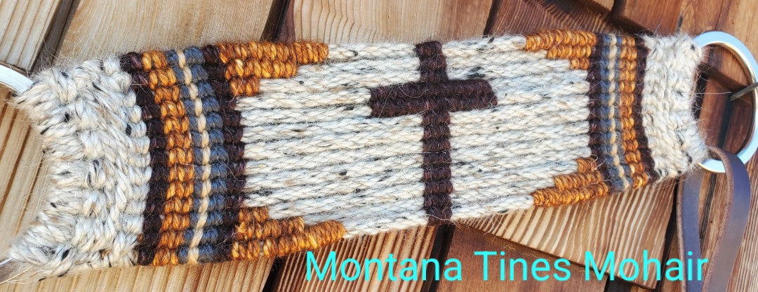 Cross breast collar.