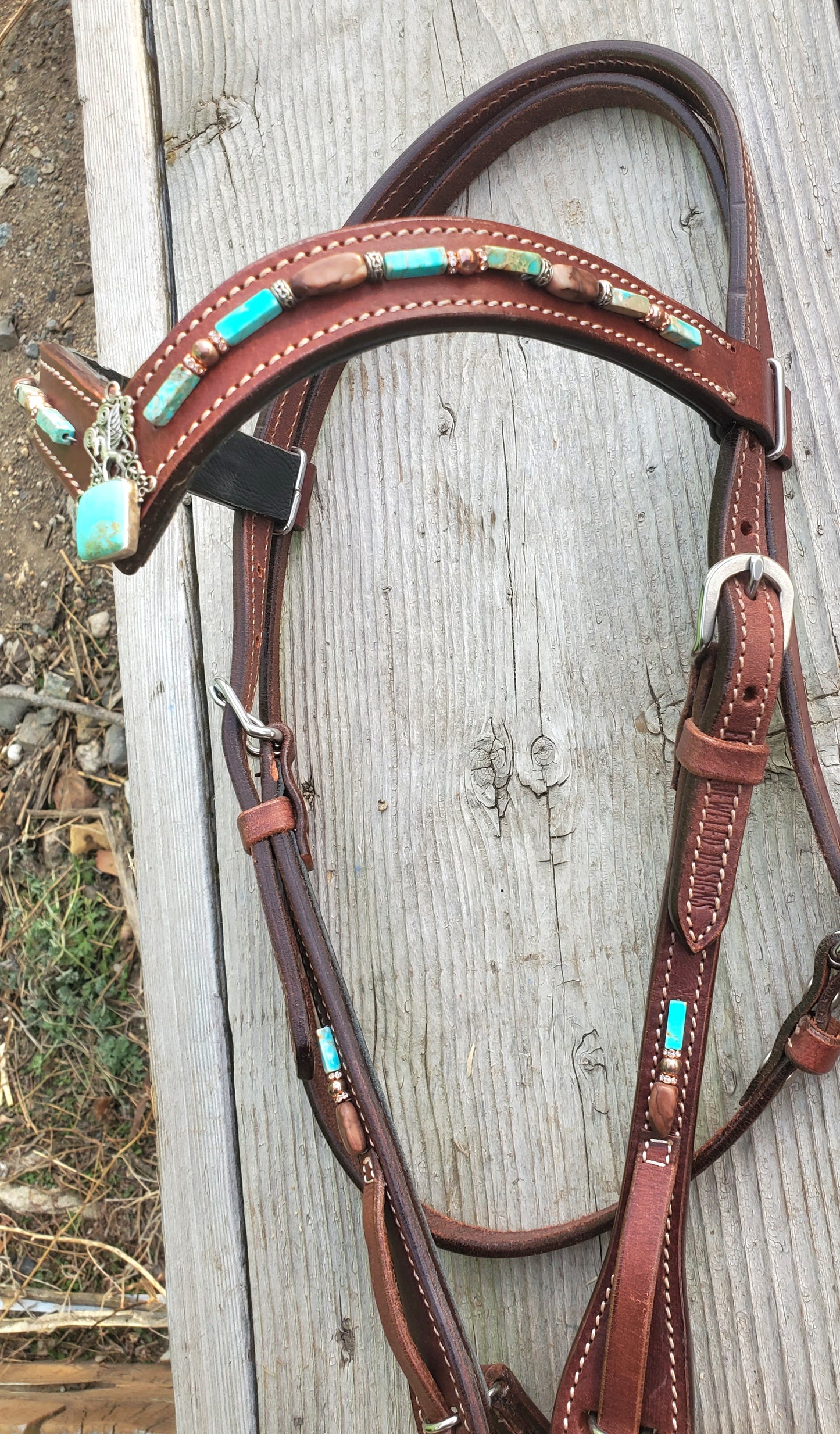 Equine Jeweled Designs headstall.